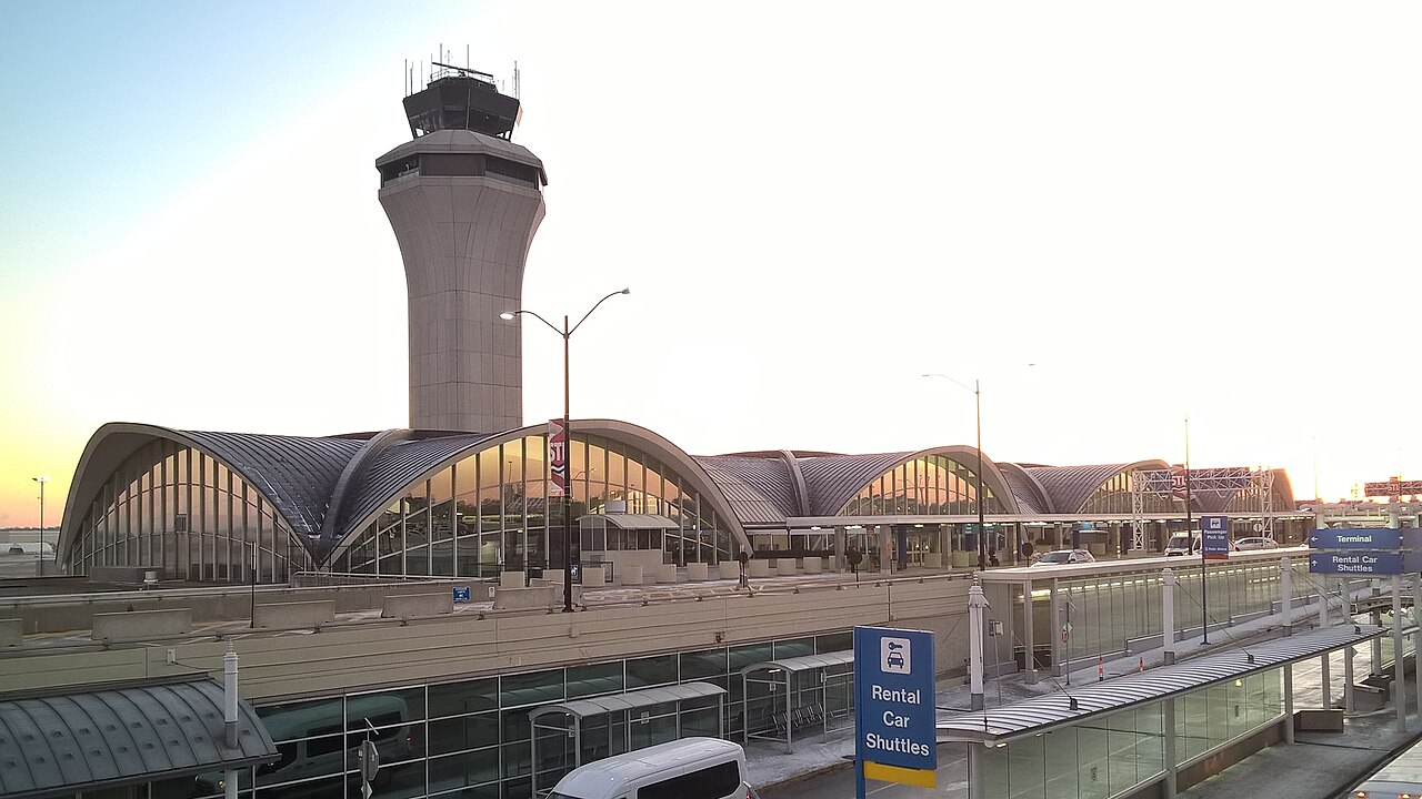 St. Louis Lambert International Airport (STL)