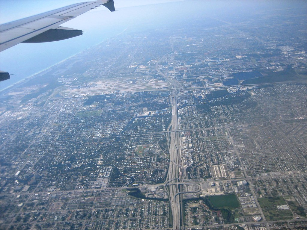 Fort Lauderdale International Airport (FLL)