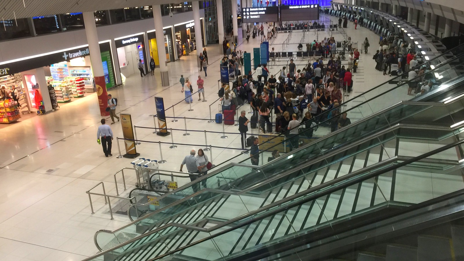 Perth International Airport (PER)