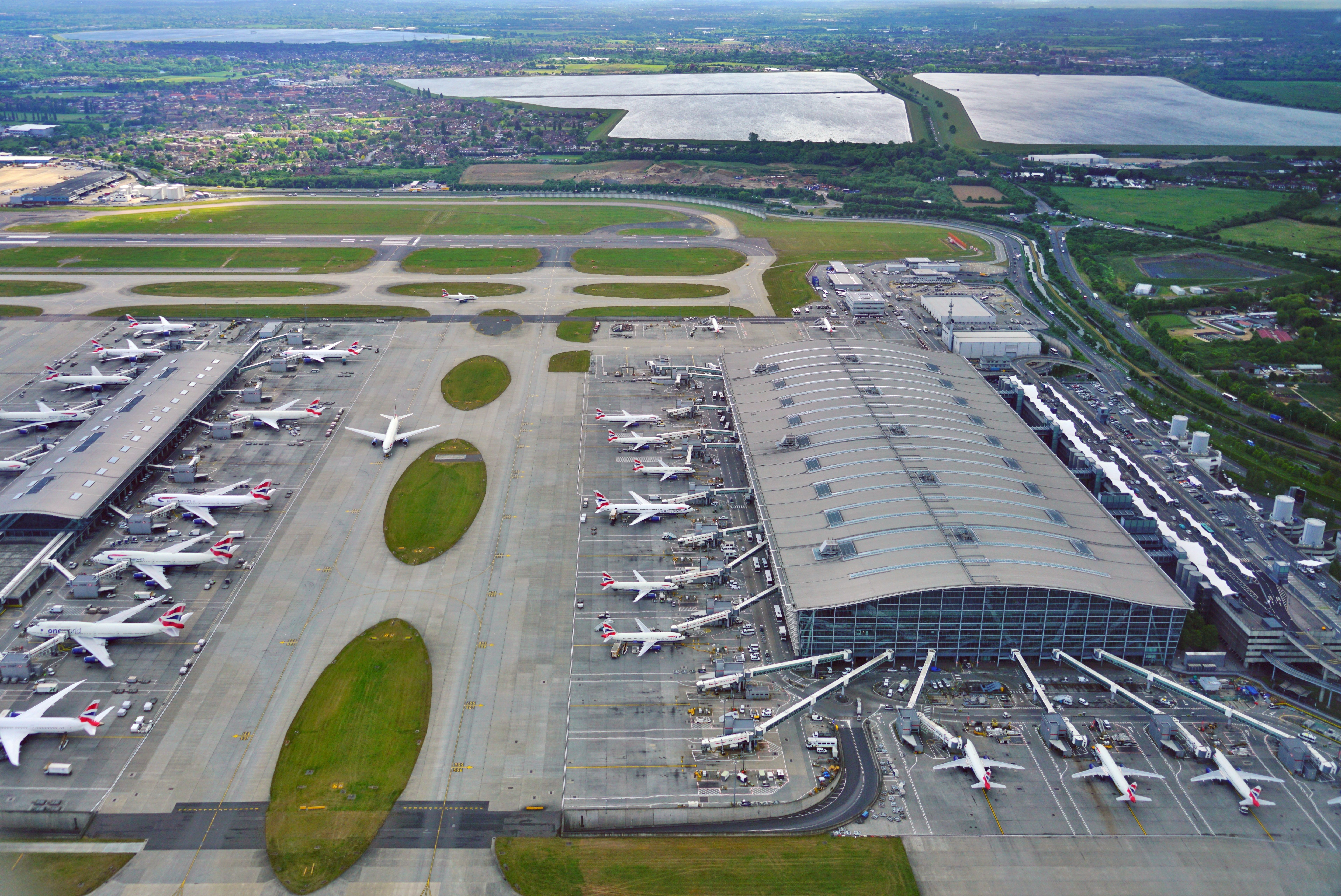 London Heathrow International Airport (LHR)
