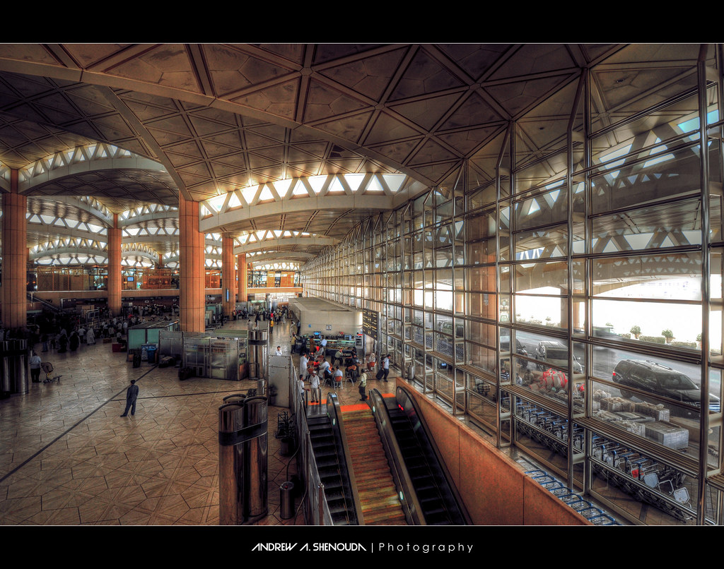 King Khalid International Airport (RUH) airport lounge