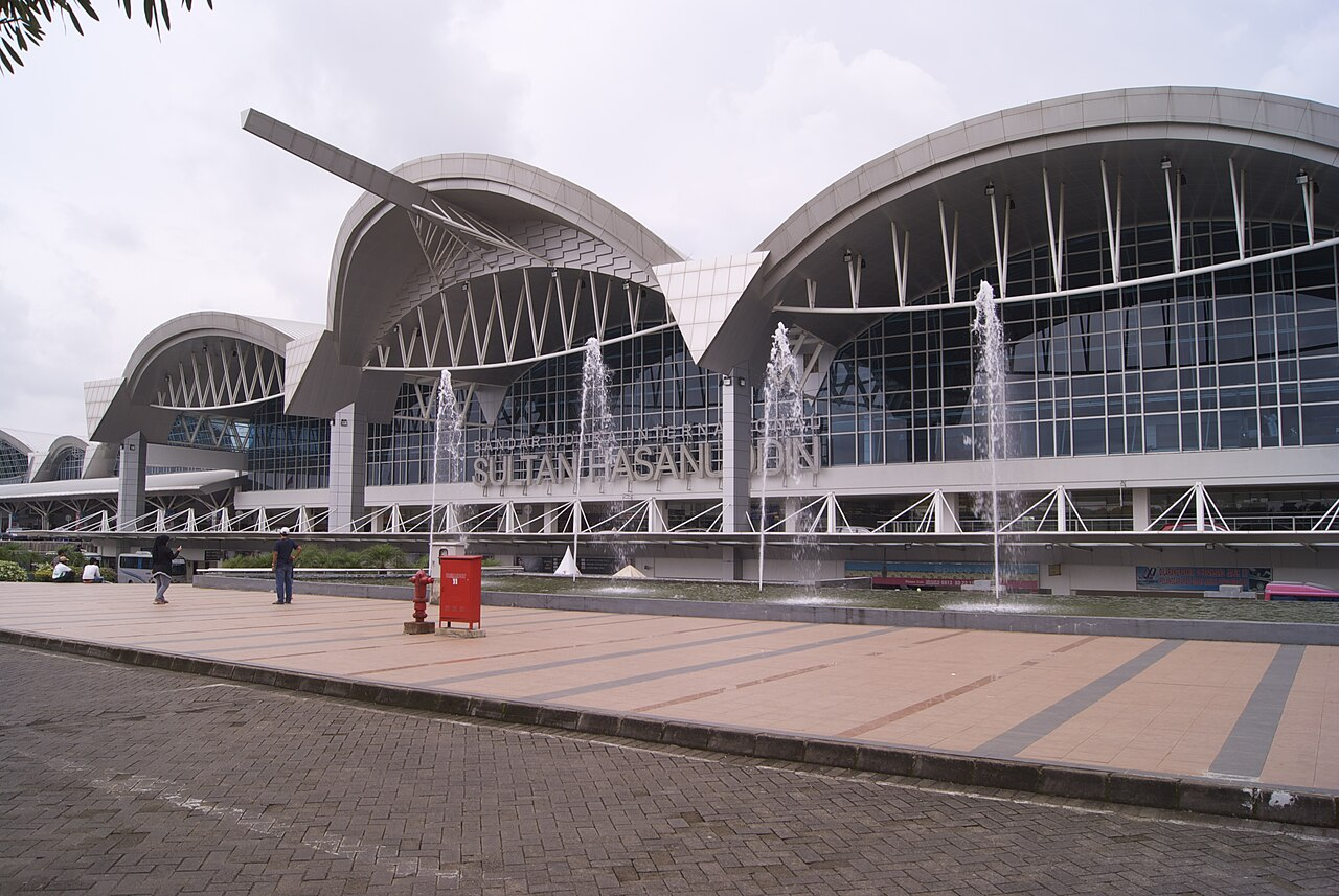 Sultan Hasanuddin Airport (UPG)