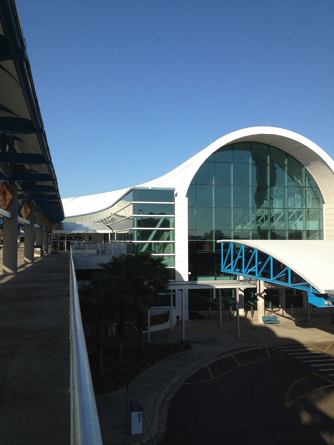 Jacksonville International Airport (JAX)