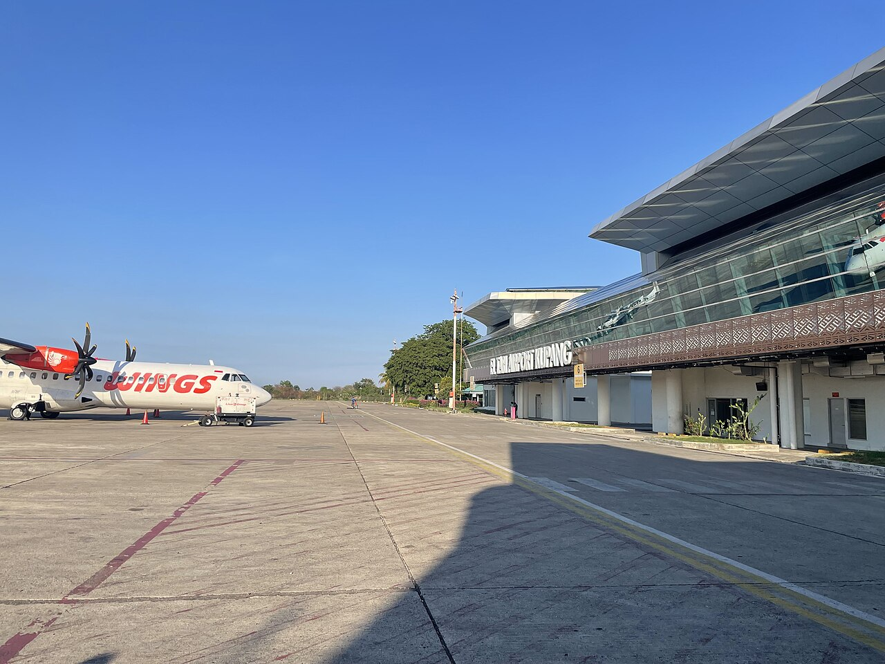 El Tari Airport (KOE) airport lounge