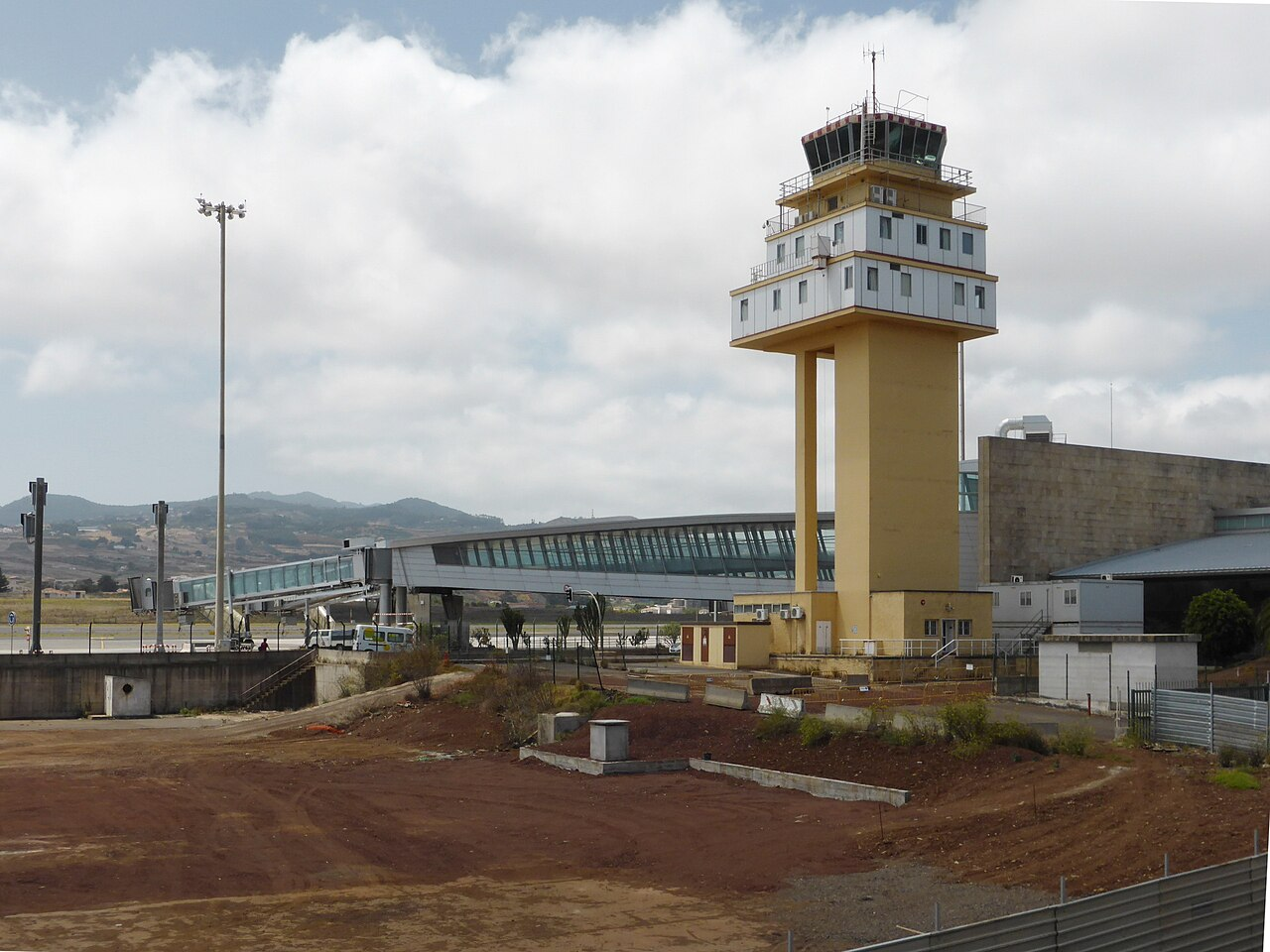 Xingyi Airport (ACX) airport lounge