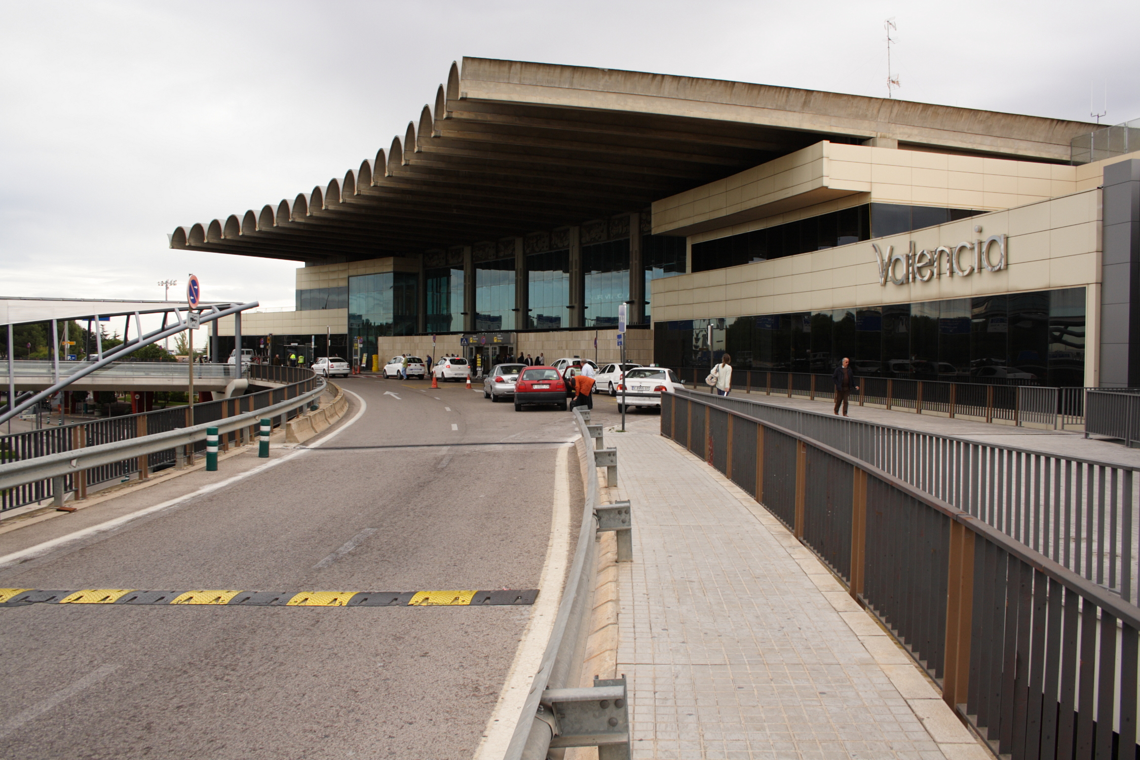 Valencia Airport (VLC)