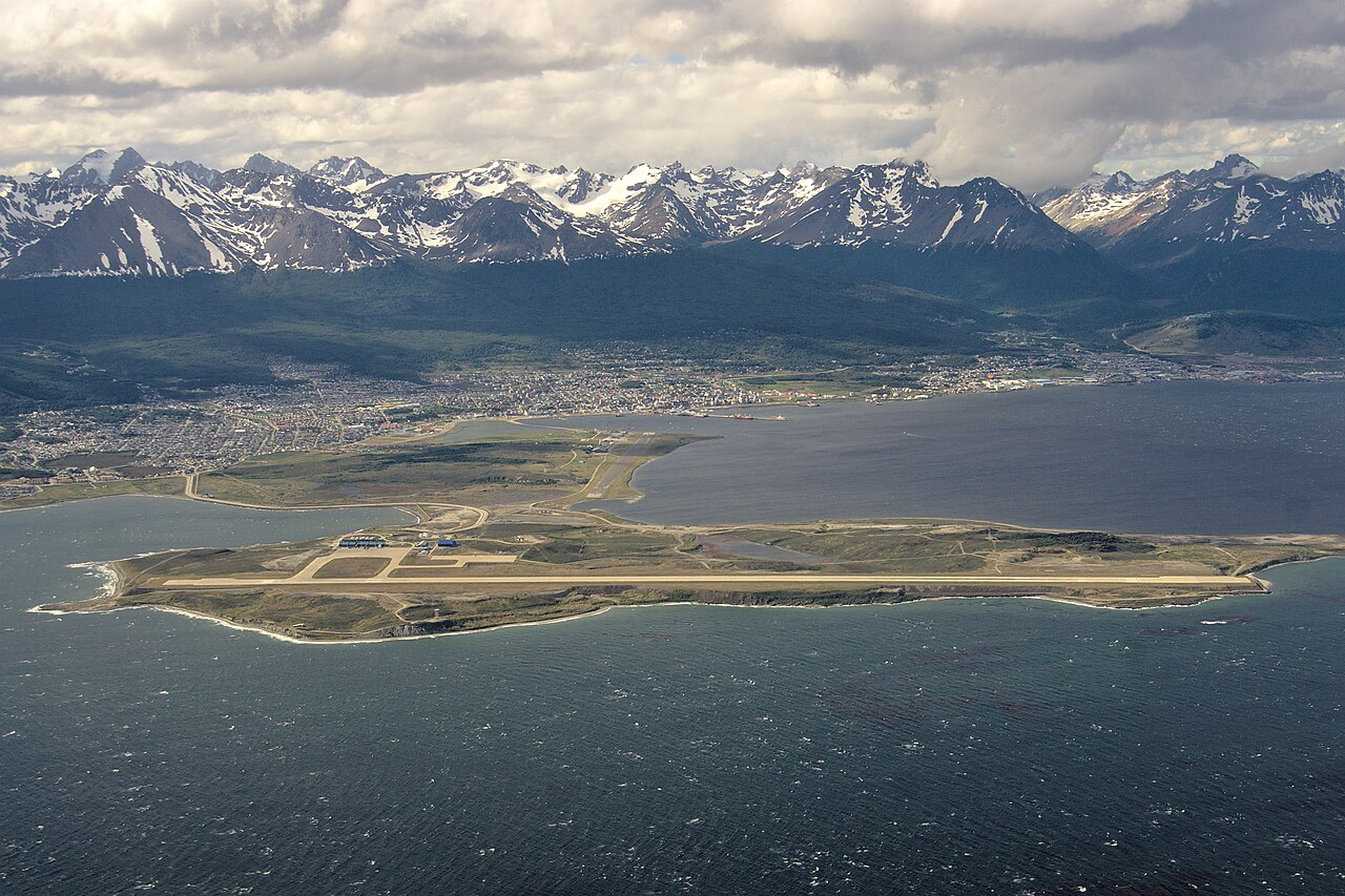 Malvinas Argentinas Airport (USH)