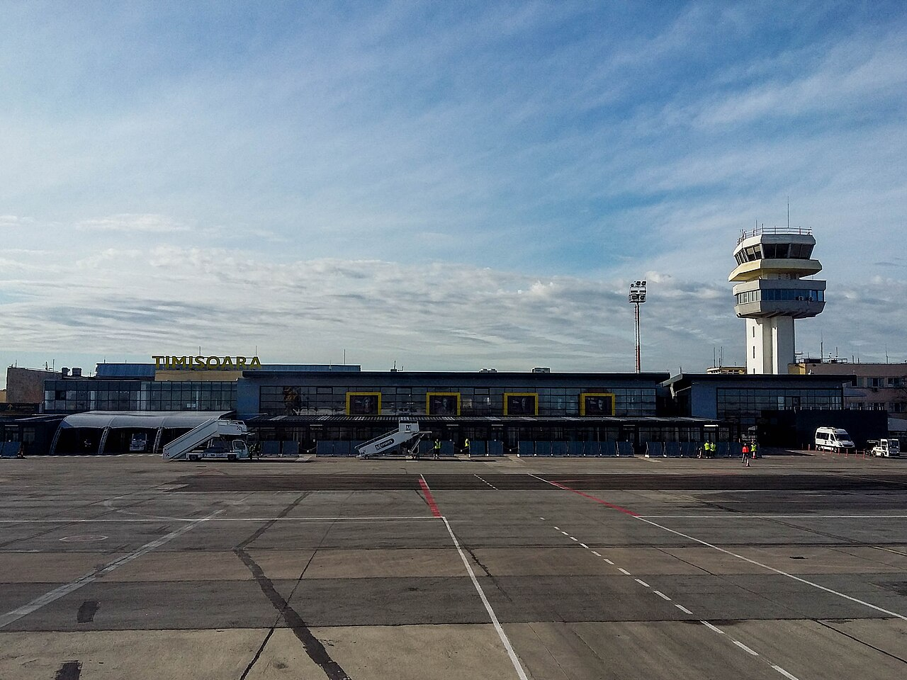 Traian Vuia Airport (TSR) airport lounge