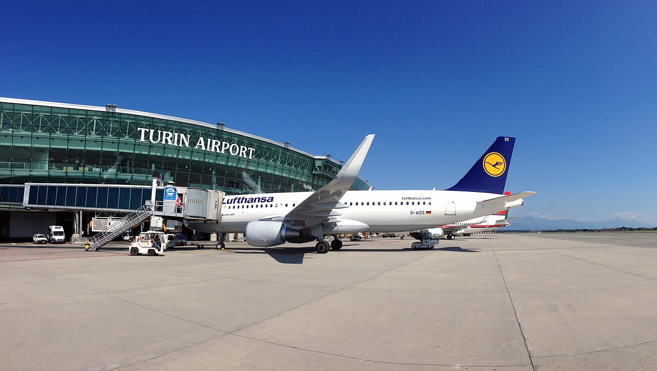 Turin Airport (TRN) airport lounge