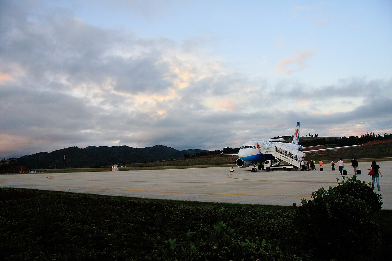 Tuofeng Airport (TCZ) airport lounge