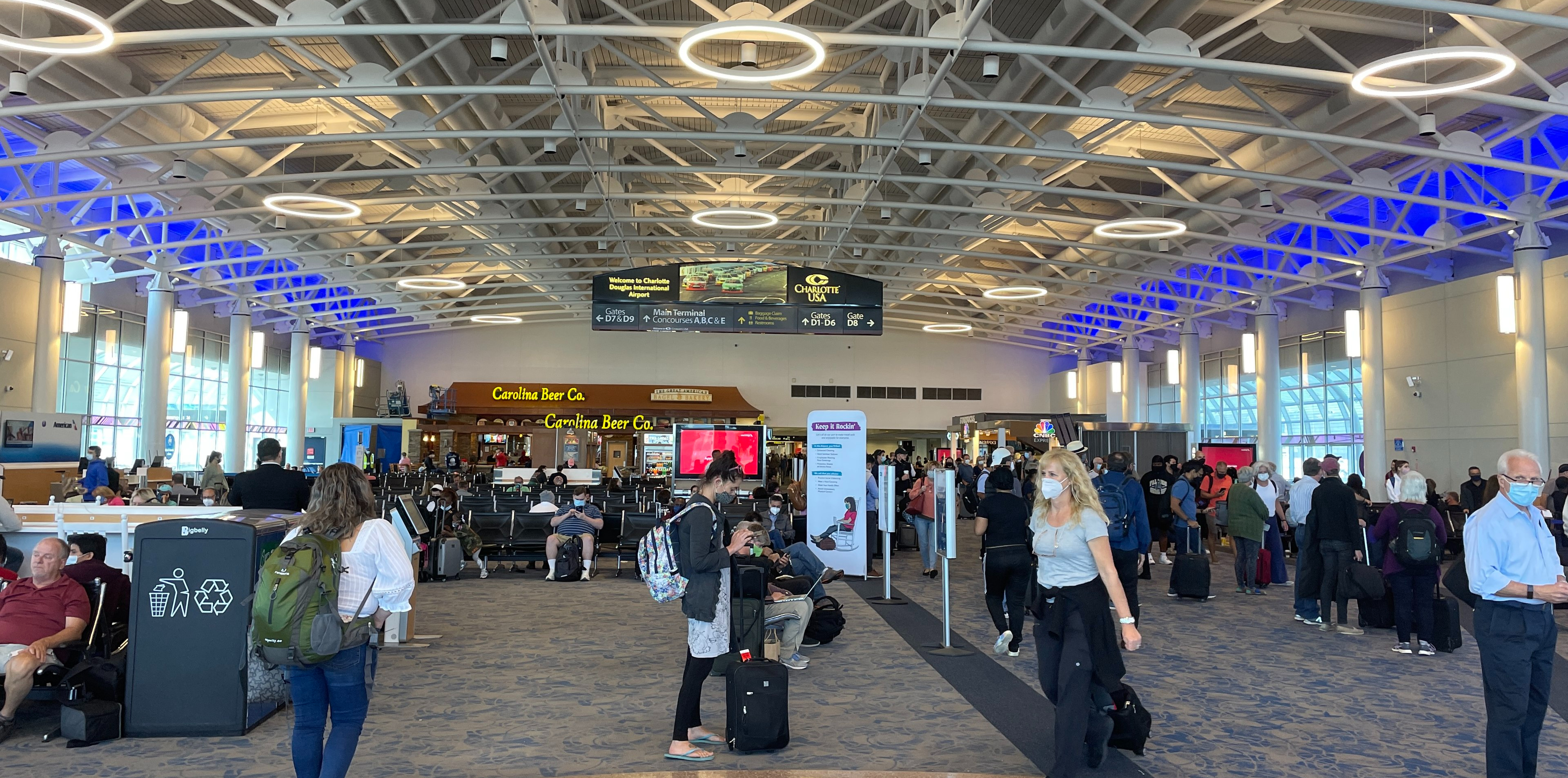 Charlotte Douglas International Airport (CLT)