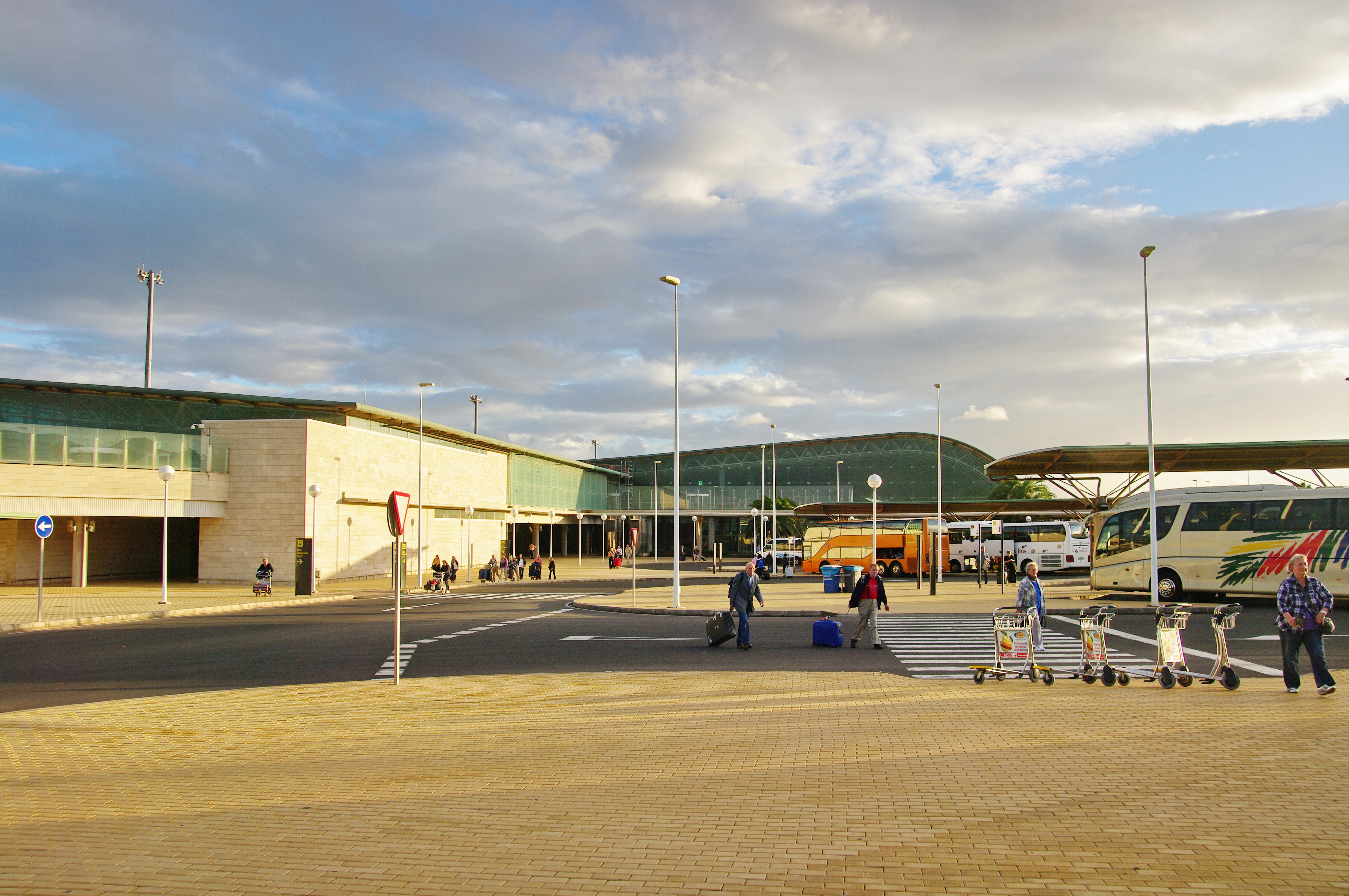 Fuerteventura Airport (FUE)