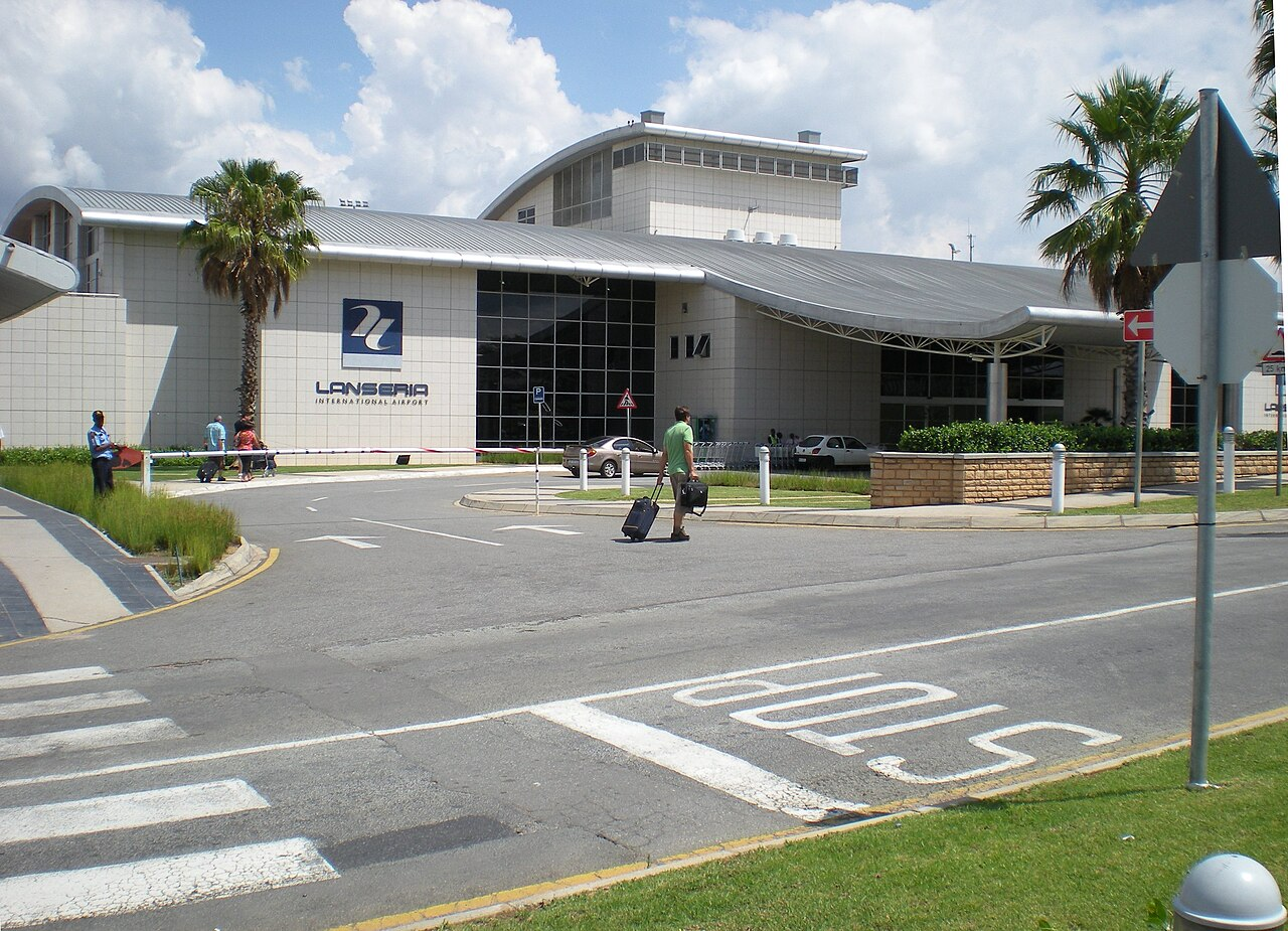 Lanseria International Airport (HLA)