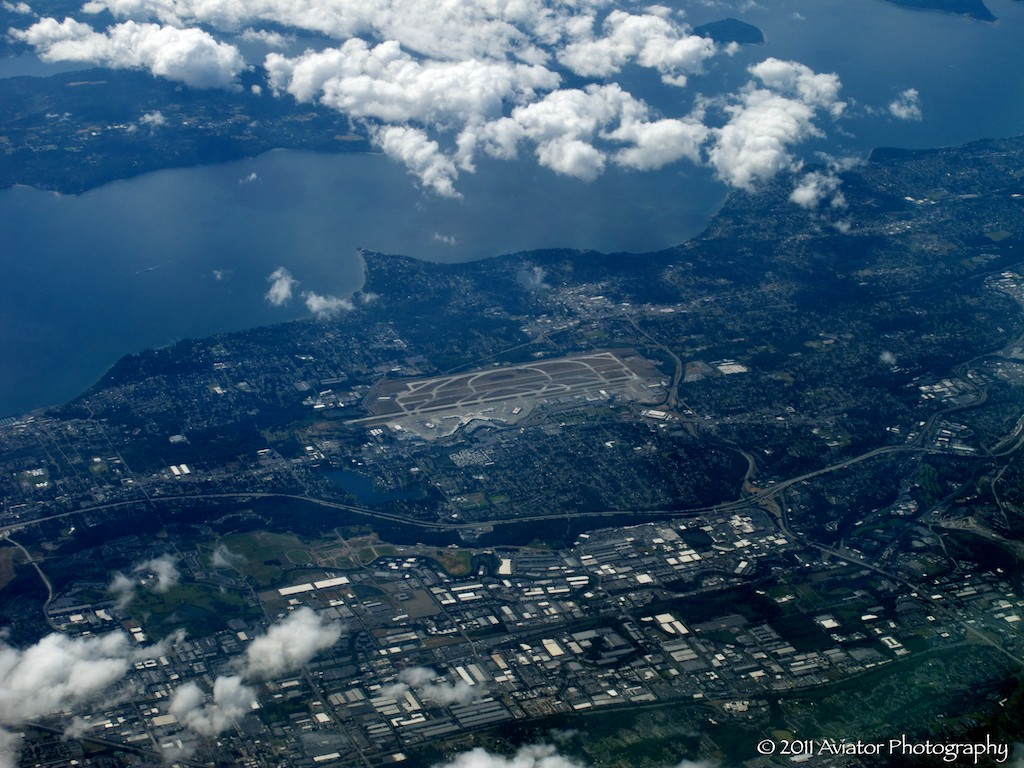 Seattle–Tacoma International Airport (SEA)