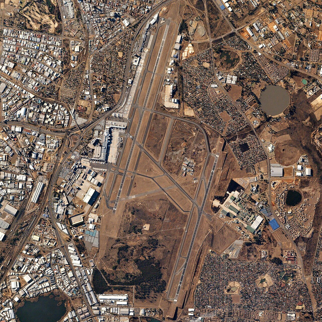 N'djili International Airport (FIH)