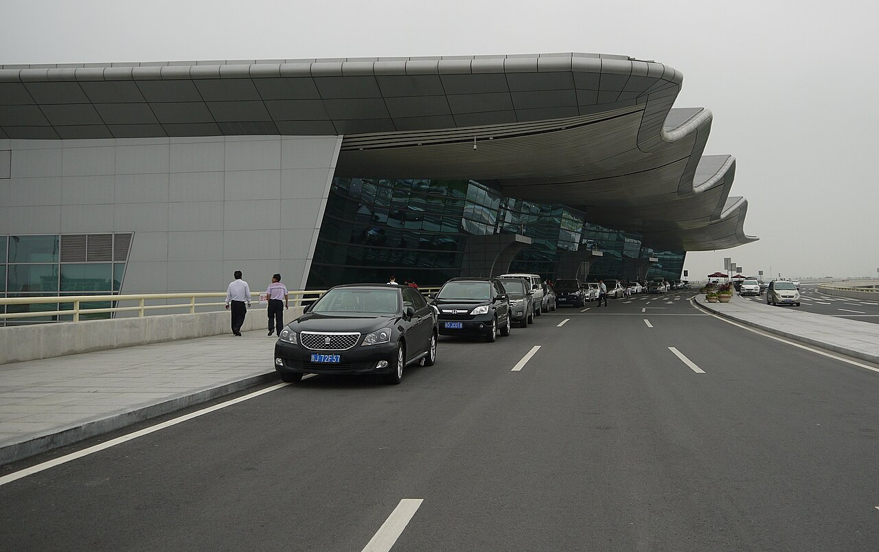 Jieyang Chaoshan Airport (SWA)