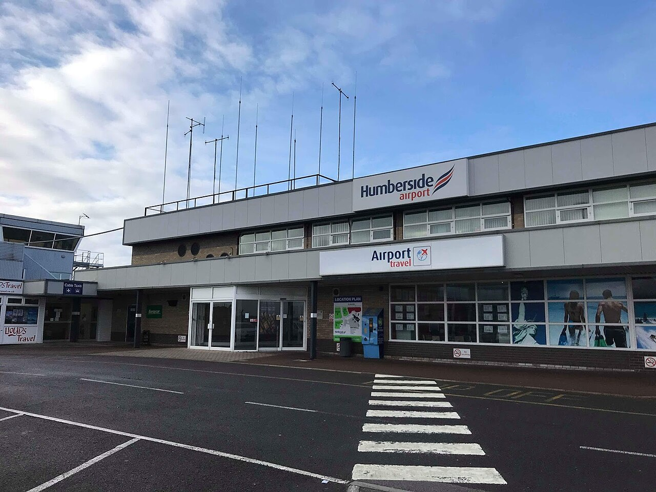 Humberside Airport (HUY) airport lounge