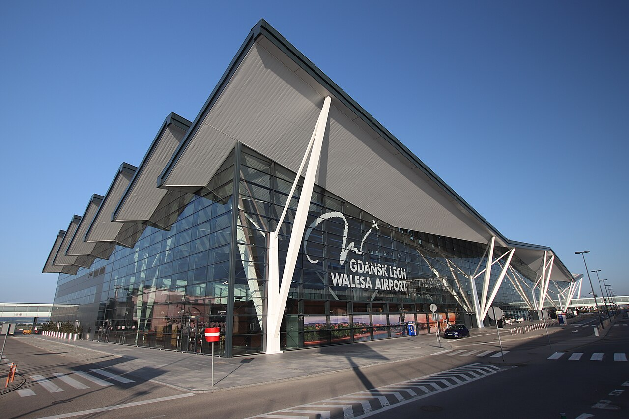 Lech Walesa Airport (GDN)