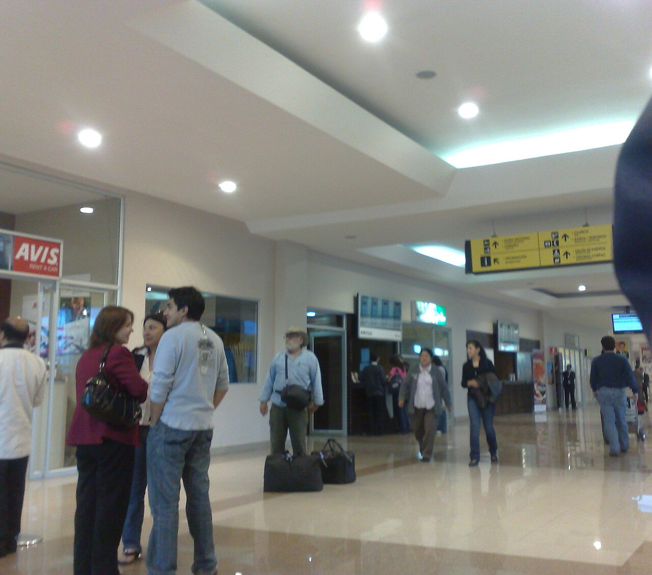 Mariscal Lamar International Airport (CUE)
