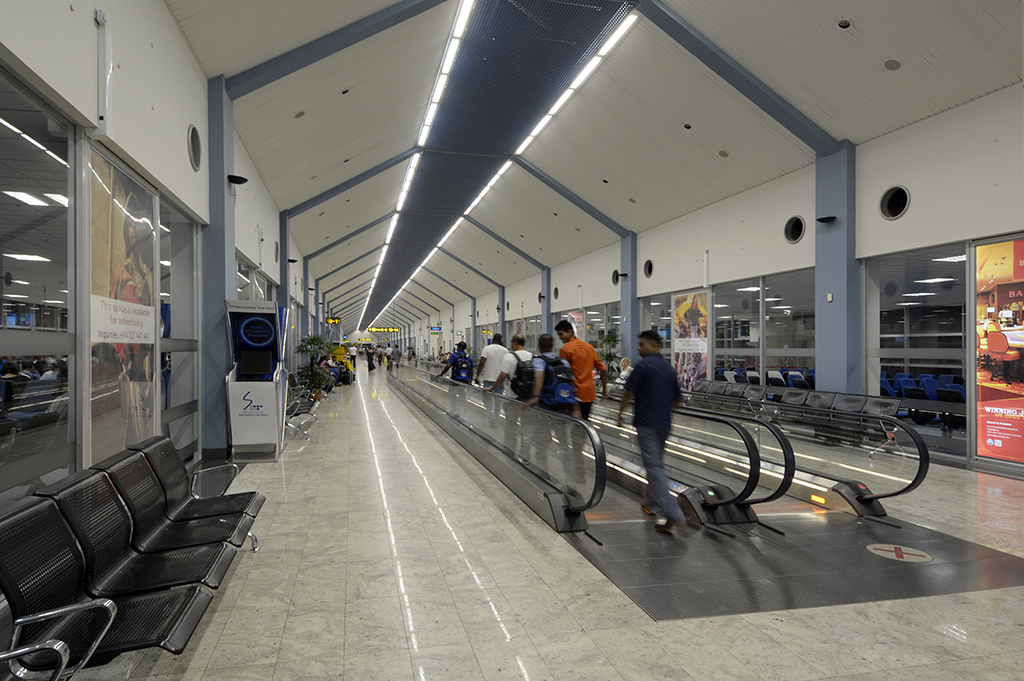 Bandaranaike International Airport (CMB)