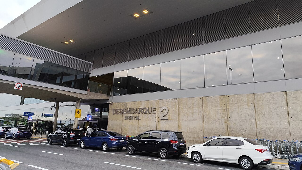 Tancredo Neves International Airport (CNF)