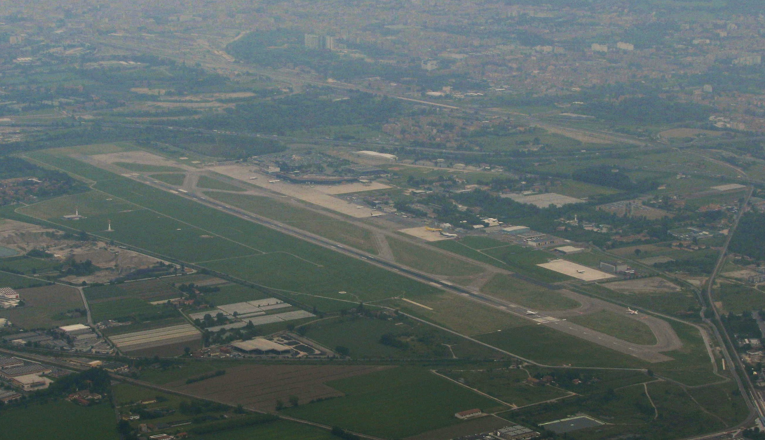 Guglielmo Marconi Airport (BLQ) airport lounge