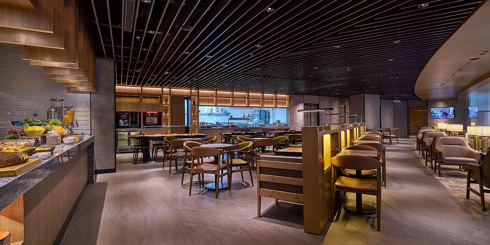 Plaza Premium Lounge - interior view 4