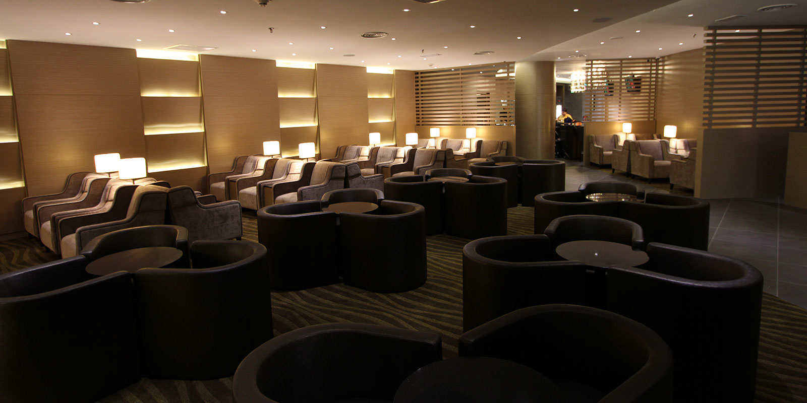 Plaza Premium Lounge | Domestic Departures - interior view 4