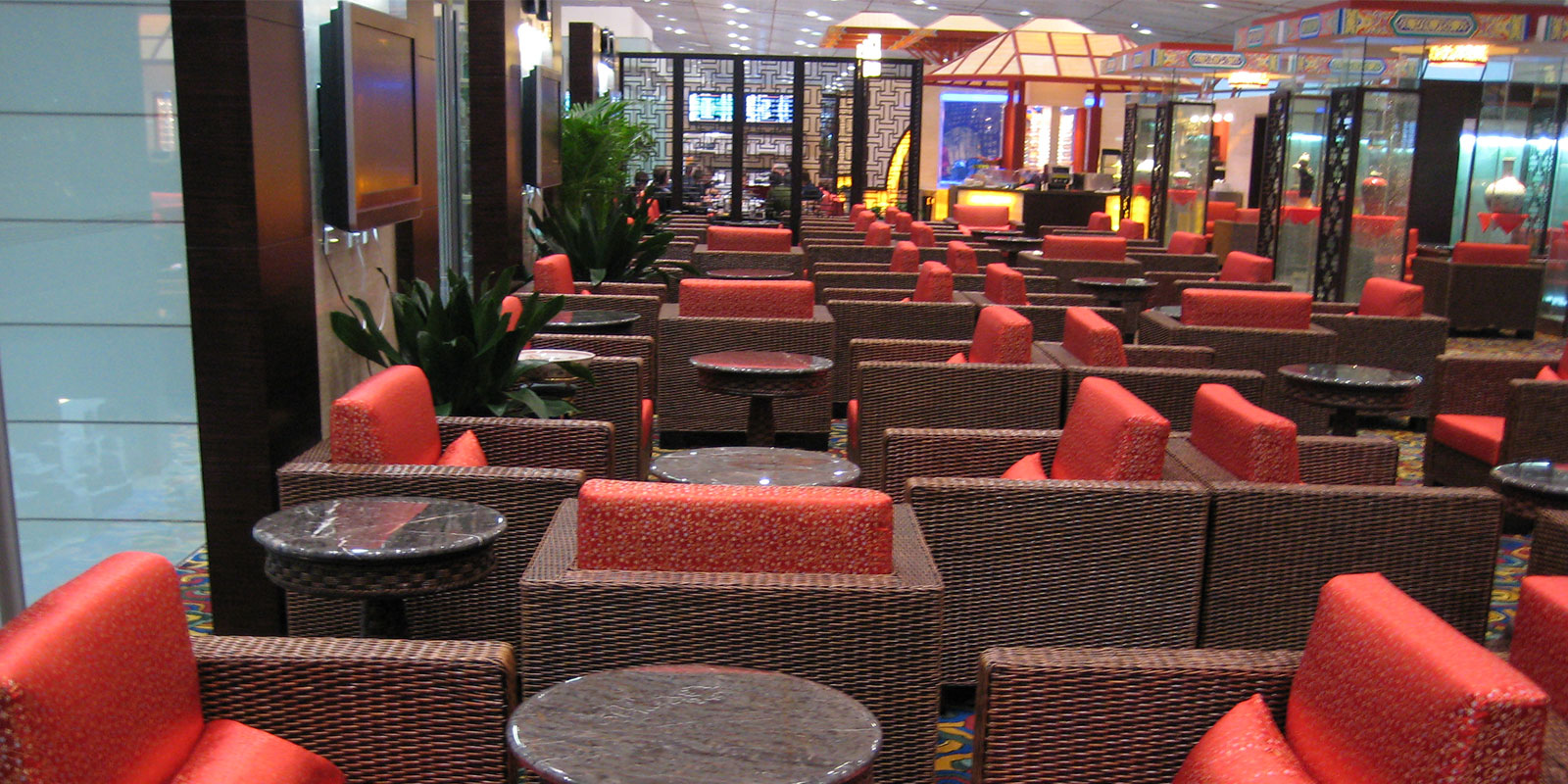 BGS Premier Lounge | International Departures | Terminal 3 - interior view 2