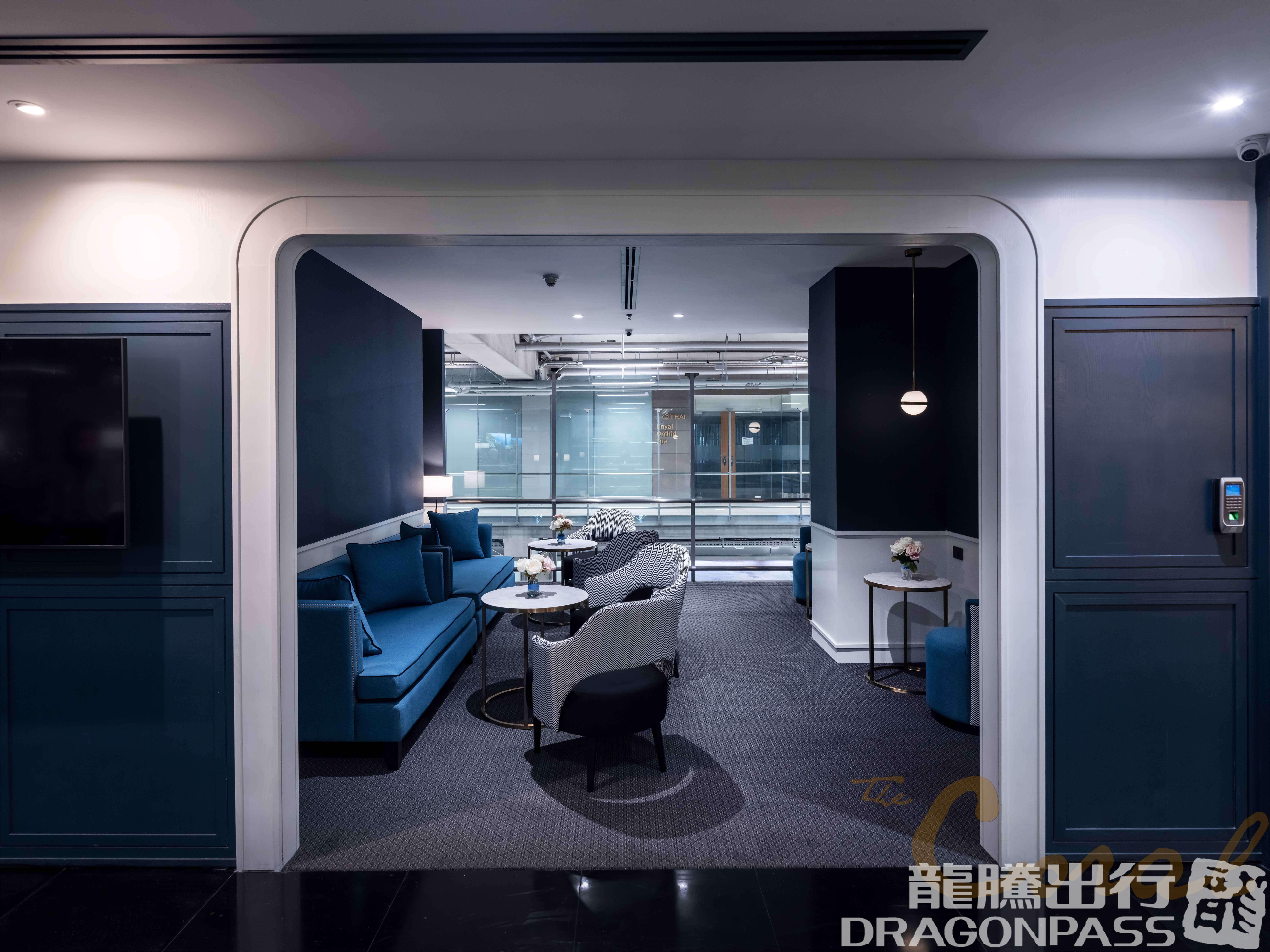 The Coral Finest Business Class Lounge (Terminal D) BKK - interior view 4