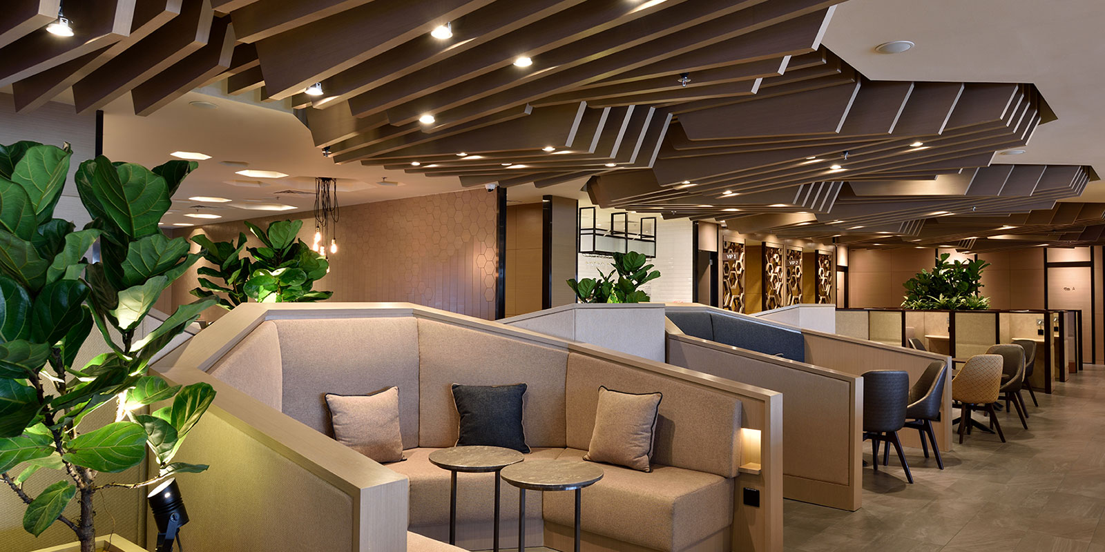 Plaza Premium Lounge | Terminal 1 |International Departure Lounge - interior view 2