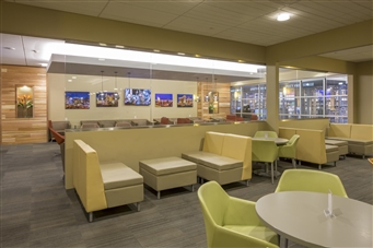 The Club at LAS | Terminal 3 - interior view 2