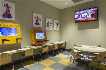 The Club at MCO | Airside 4 - interior view 3